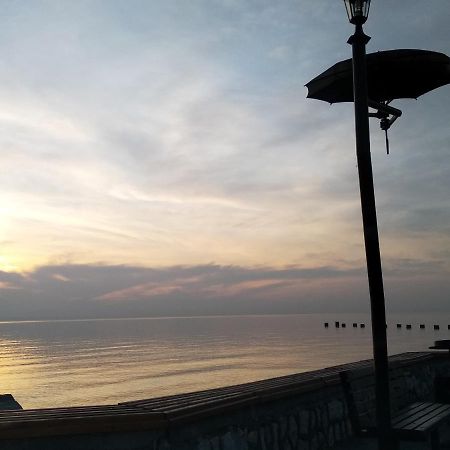 Чёрное Море Ochamchira Exterior photo